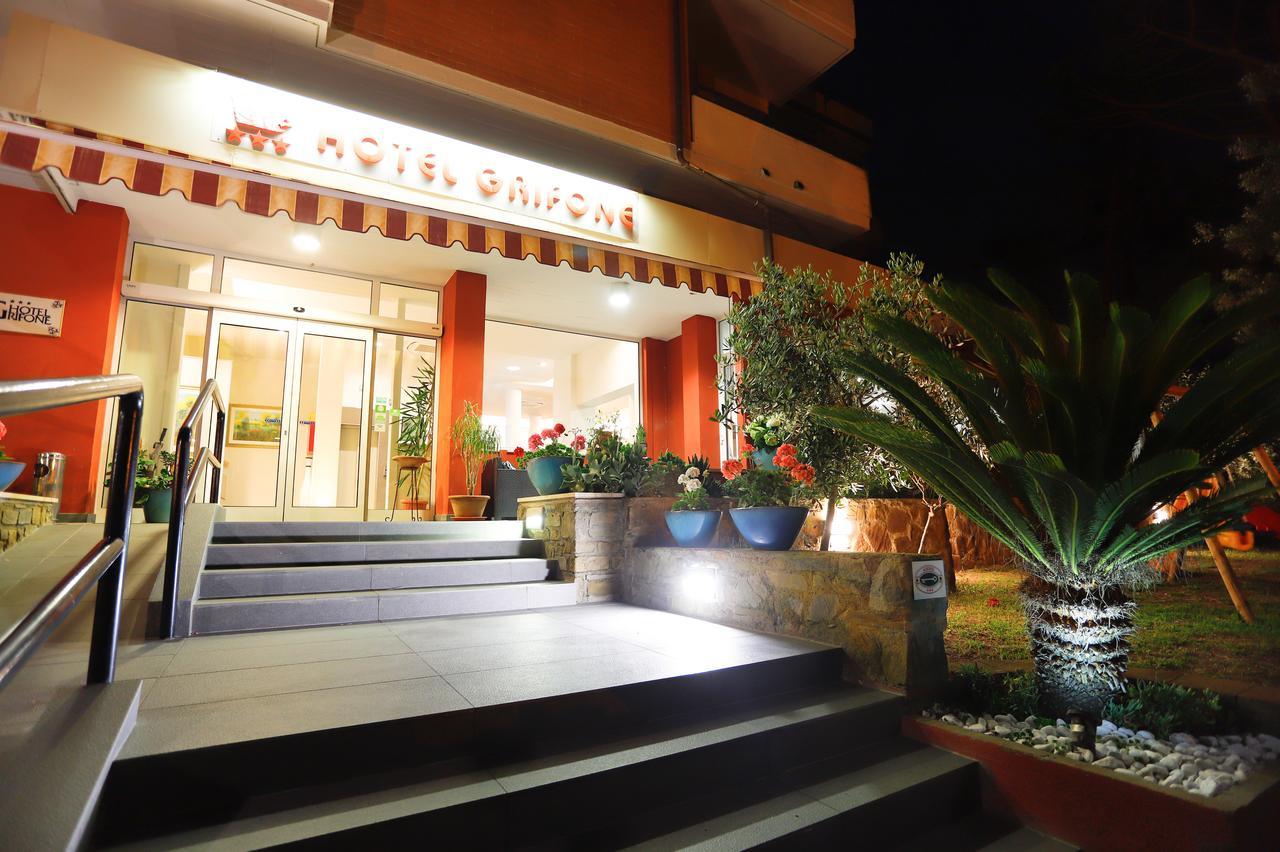 Hotel Grifone Principina a Mare Ngoại thất bức ảnh