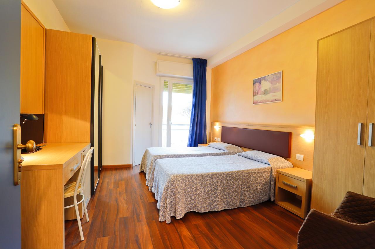 Hotel Grifone Principina a Mare Ngoại thất bức ảnh