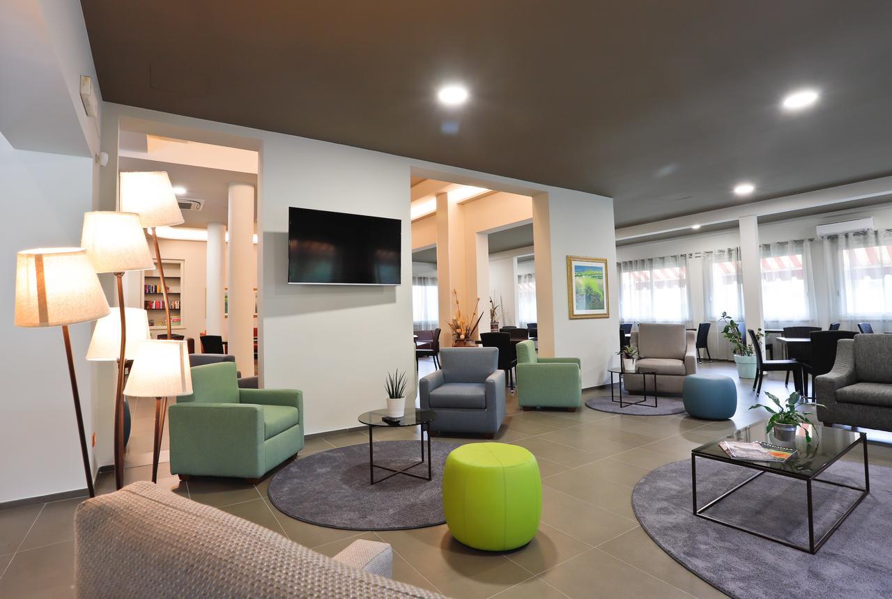 Hotel Grifone Principina a Mare Ngoại thất bức ảnh