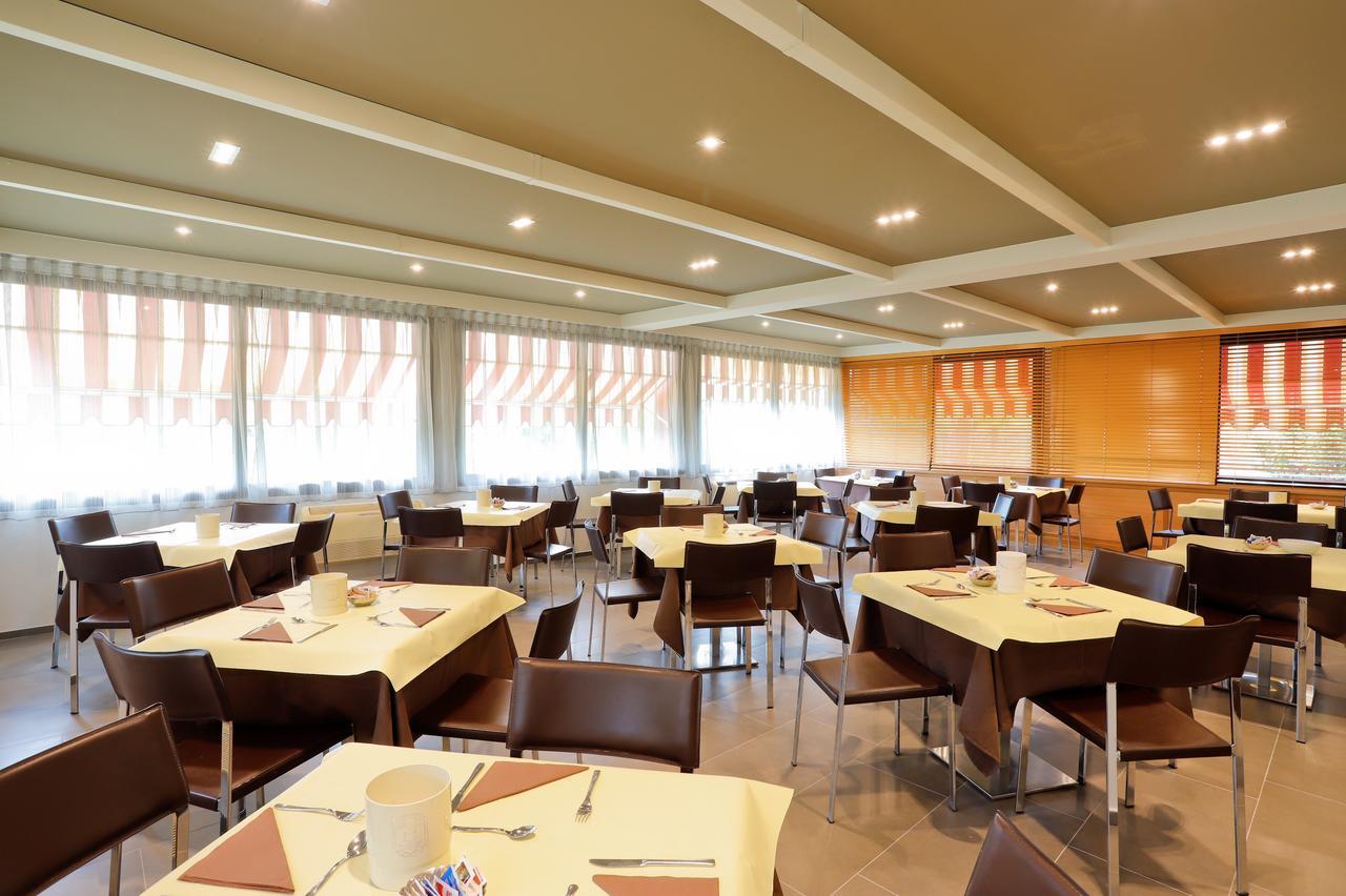 Hotel Grifone Principina a Mare Ngoại thất bức ảnh